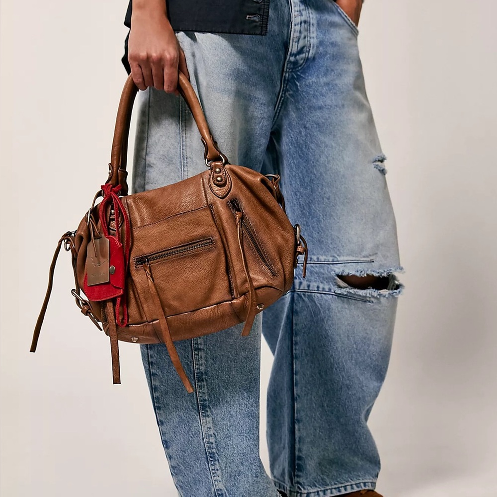 $178! Free People We The Free BABY EMERSON LEATHER TOTE BAG Saddle NEW - Picture 6 of 8